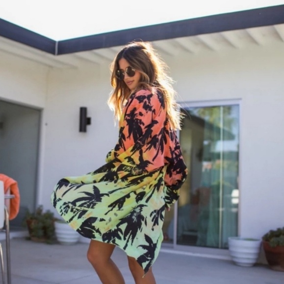 Colorful Summer Beach Neon Cover up - Picture 5 of 8